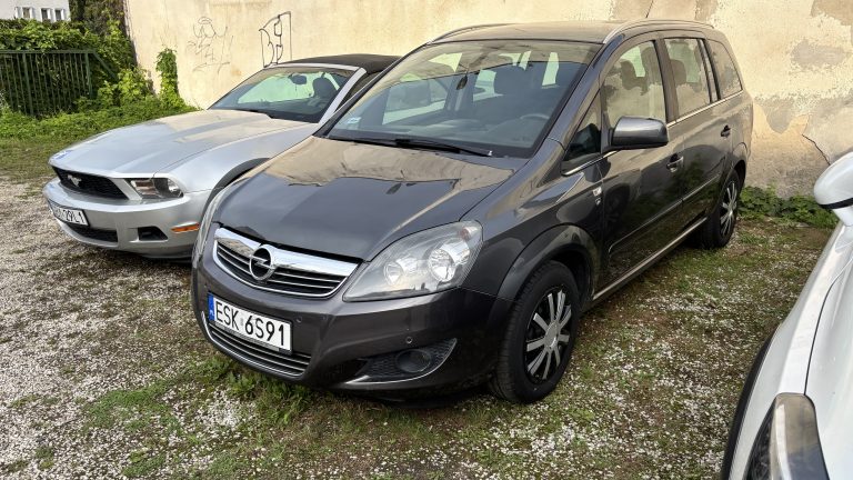Read more about the article Opel Zafira