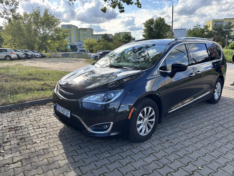 Read more about the article CHRYSLER PACIFICA