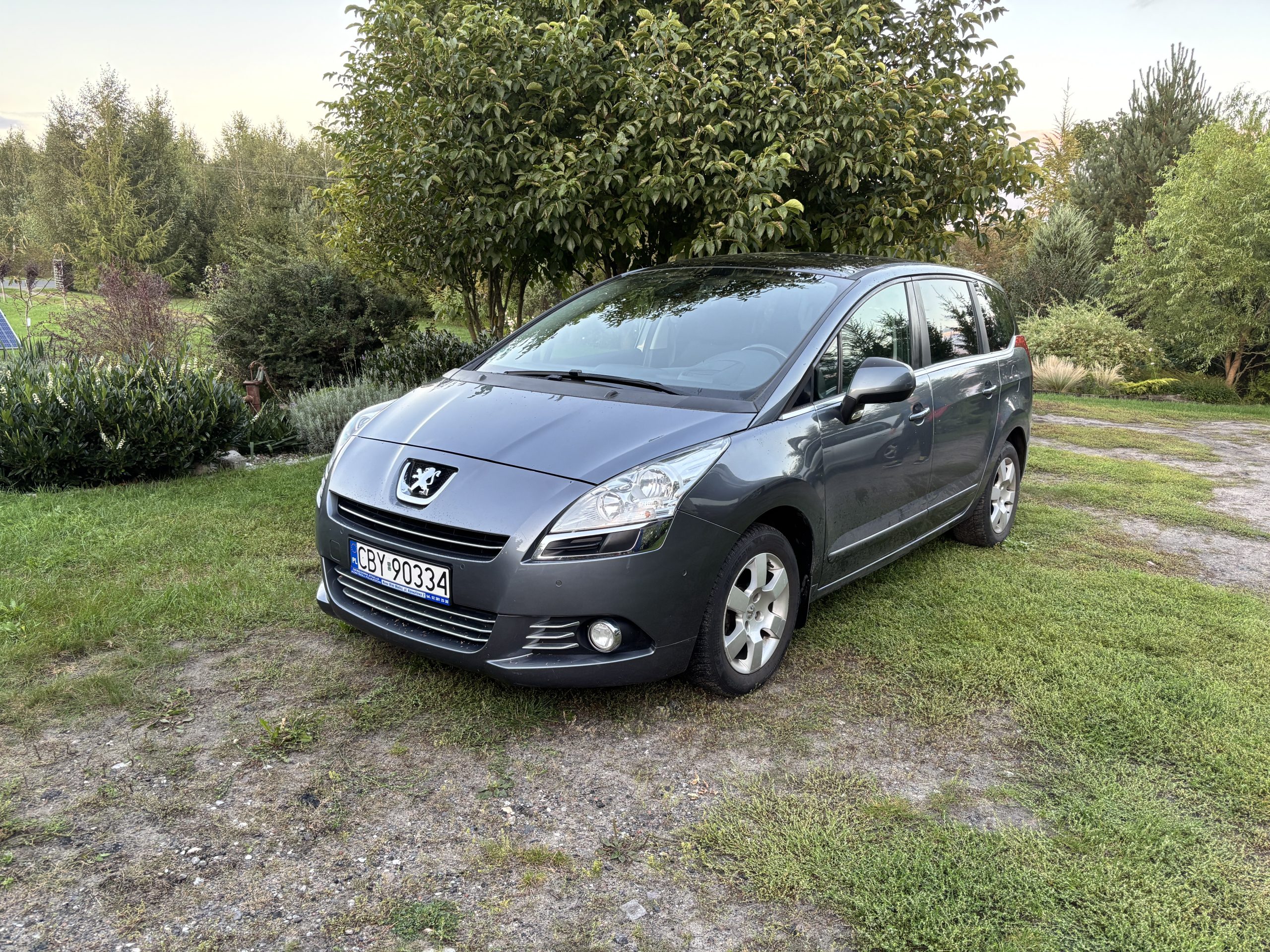 Read more about the article PEUGEOT 5008