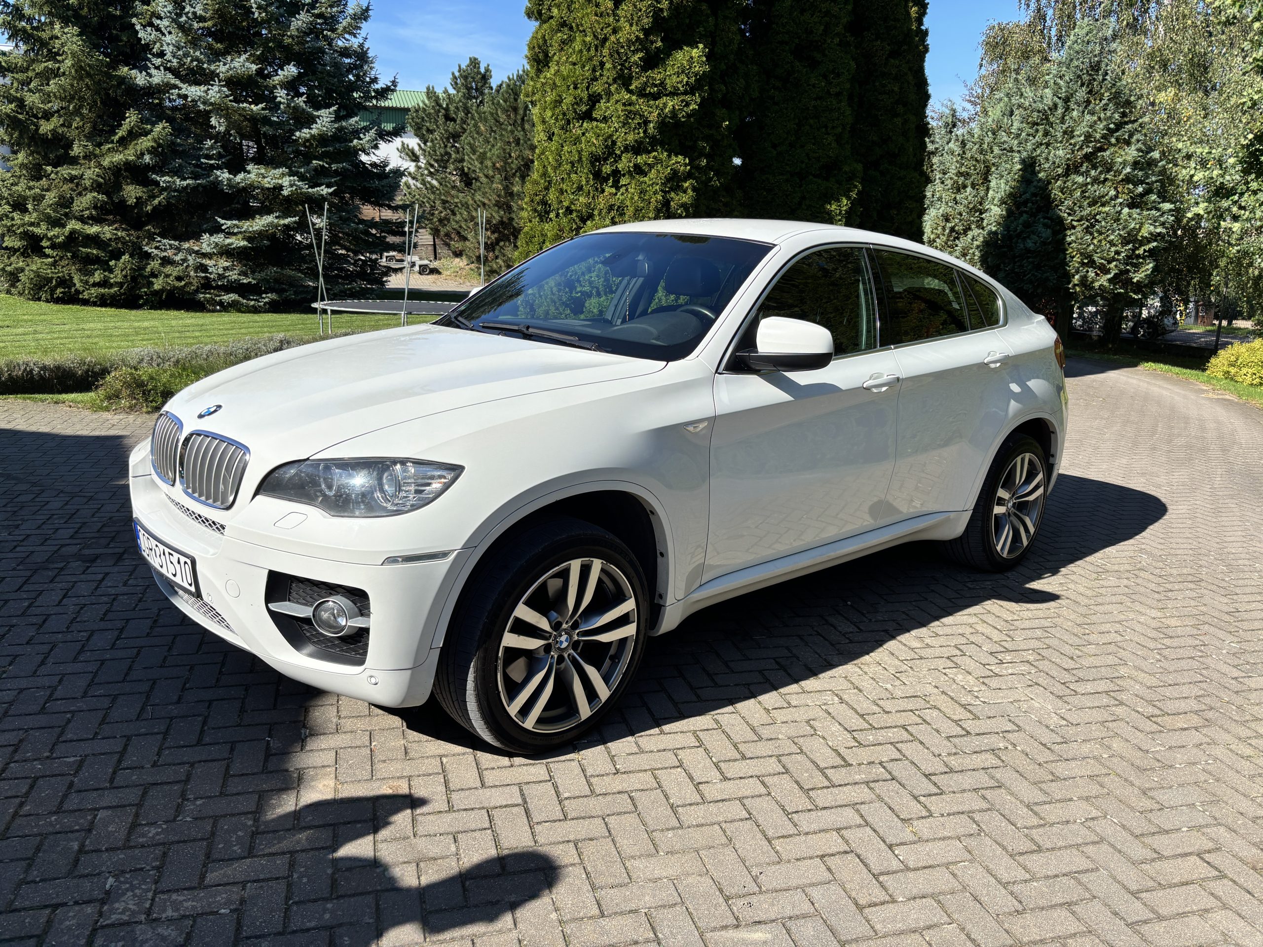 Read more about the article BMW X6